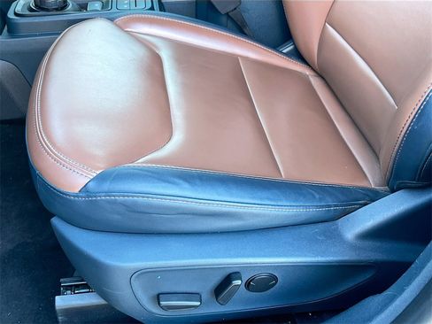 Used 2022 Ford Maverick Lariat w/ Lariat Luxury Package image 19