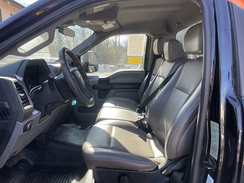 Used 2020 Ford F550 4x4 Regular Cab Super Duty w/ Power Equipment Group image 12