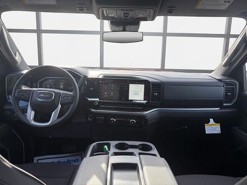 New 2026 GMC Sierra 1500 SLE w/ X31 Off-Road Package image 16