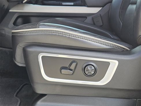 Used 2020 RAM 1500 Laramie image 18