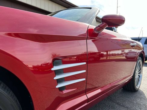 Used 2007 Chrysler Crossfire Convertible w/ Special Edition Group RWD image 18