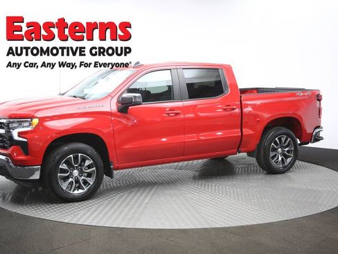 Used 2023 Chevrolet Silverado 1500 LT AWD/4WD image 59