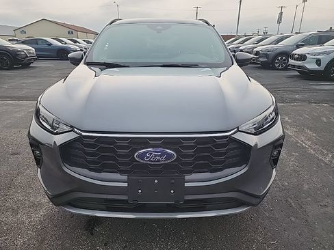 Used 2025 Ford Escape ST-Line Select AWD/4WD image 2