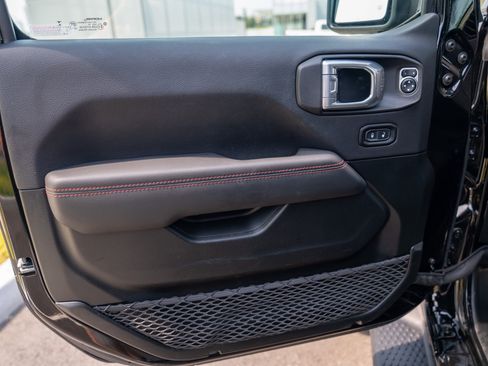 Used 2021 Jeep Wrangler Unlimited Rubicon AWD/4WD image 10