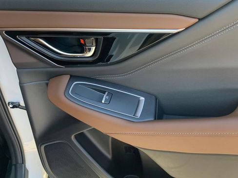 New 2025 Subaru Outback Touring w/ Popular Package #2 image 11