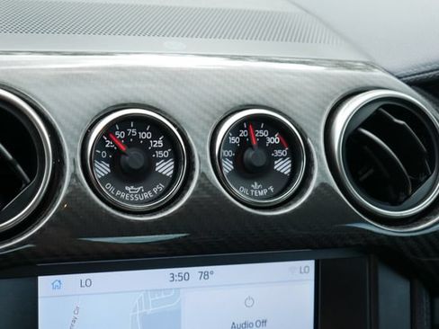 Used 2021 Ford Mustang Shelby GT500 w/ Carbon Fiber Track Pack RWD image 20