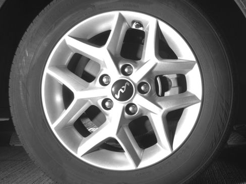 Used 2025 Kia Soul LX w/ LX Technology Package image 18