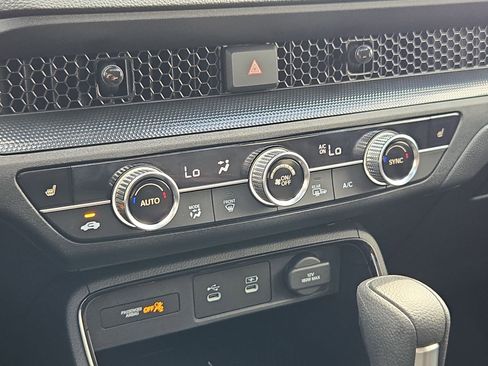 Certified 2026 Honda CR-V EX image 25