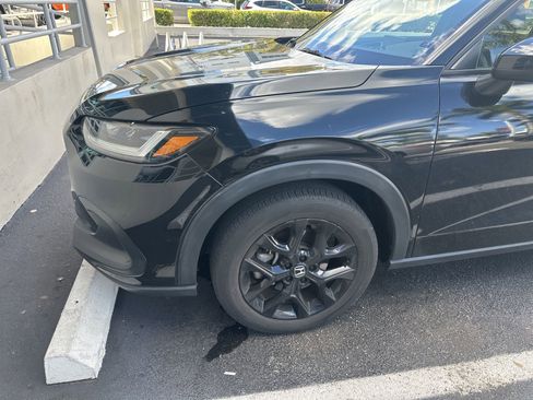 Certified 2023 Honda HR-V Sport image 5