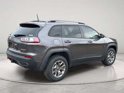 Used 2021 Jeep Cherokee Trailhawk w/ Sun, Sound & Nav Group image 19