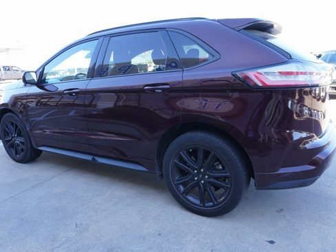 Certified 2023 Ford Edge ST-Line image 4