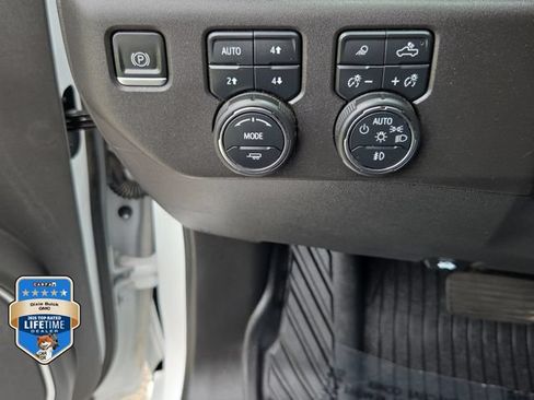 Used 2022 Chevrolet Silverado 1500 LT Trail Boss w/ Convenience Package II AWD/4WD image 20