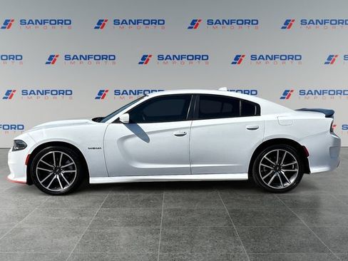 Used 2022 Dodge Charger R/T w/ Plus Group RWD image 2