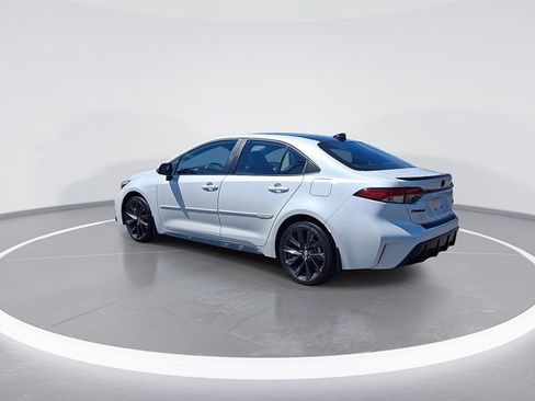 Used 2025 Toyota Corolla XSE FWD image 7