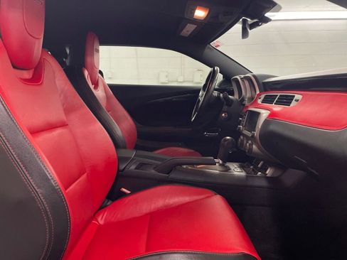 Used 2015 Chevrolet Camaro SS w/ Commemorative Special Edition image 27