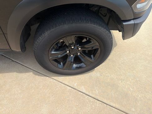 Used 2024 RAM 1500 Warlock AWD/4WD image 13