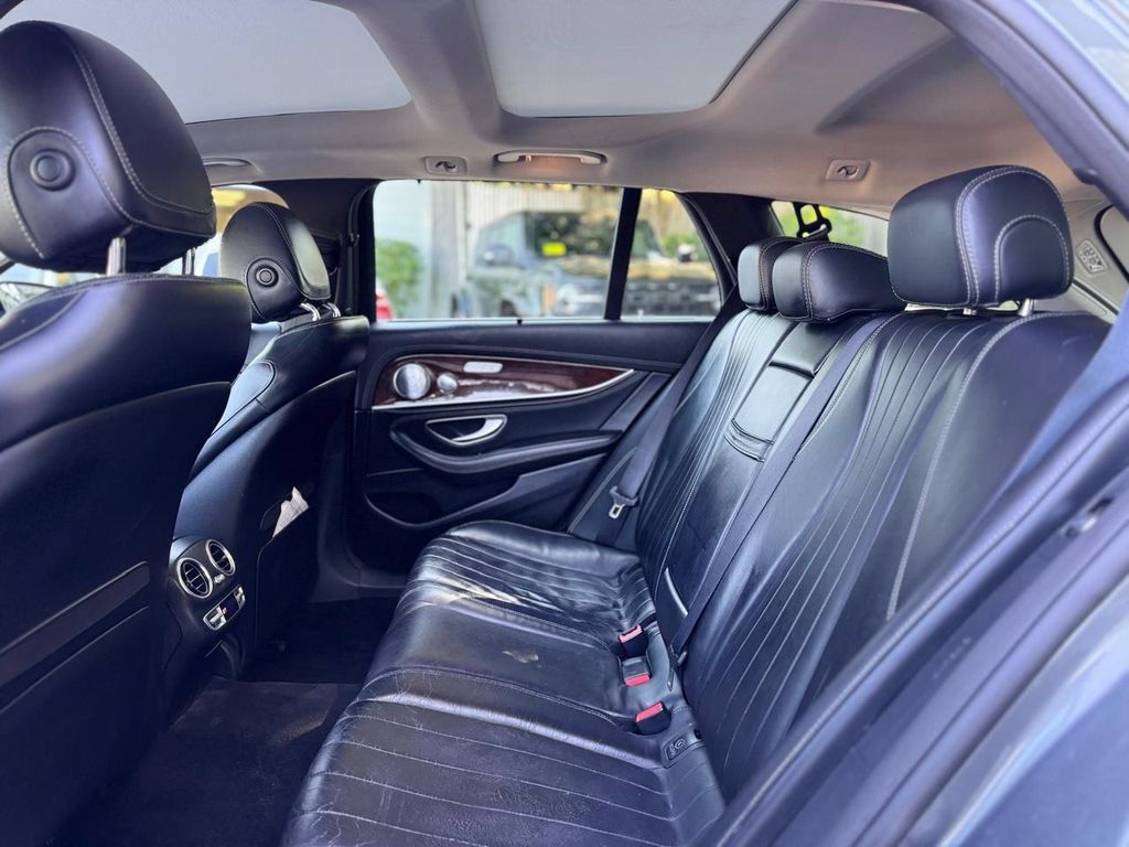 Used 2018 Mercedes-Benz E 400 4MATIC Wagon image 22