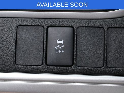 Used 2012 Toyota Camry LE image 15