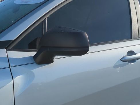 Used 2026 Toyota Corolla Cross L image 35