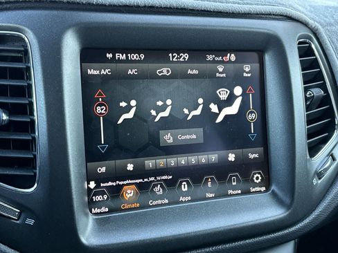 Used 2021 Jeep Compass Trailhawk w/ Sun and Sound Group image 11