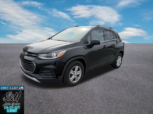 Used 2017 Chevrolet Trax LT image 3