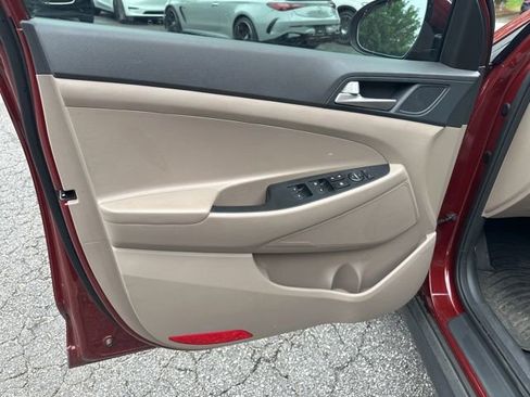 Used 2020 Hyundai Tucson Value FWD image 13