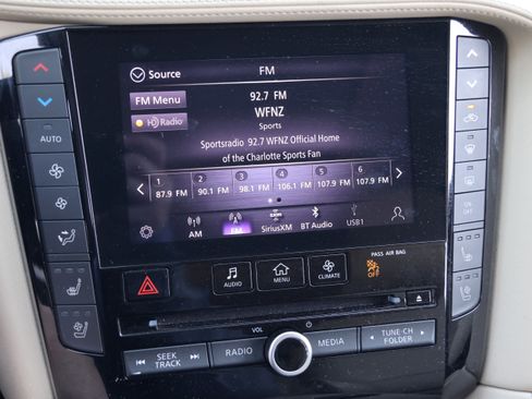 Used 2022 INFINITI QX50 Essential FWD image 25