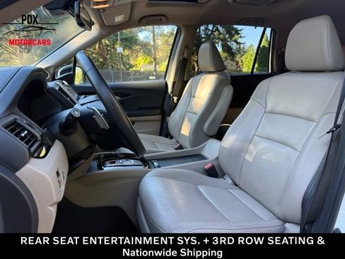 Used 2017 Honda Pilot Touring image 12