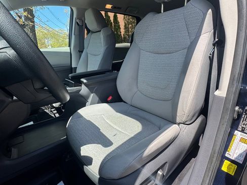 Used 2022 Toyota Sienna LE AWD/4WD image 20
