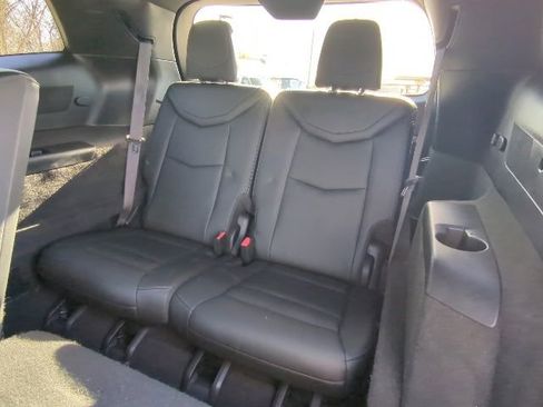 Used 2021 Cadillac XT6 Luxury image 21