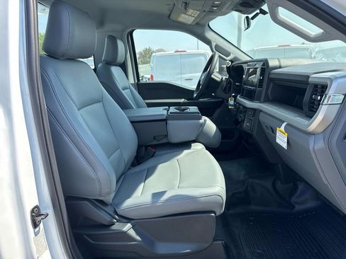 New 2025 Ford F350 XL w/ XL Chrome Package image 22
