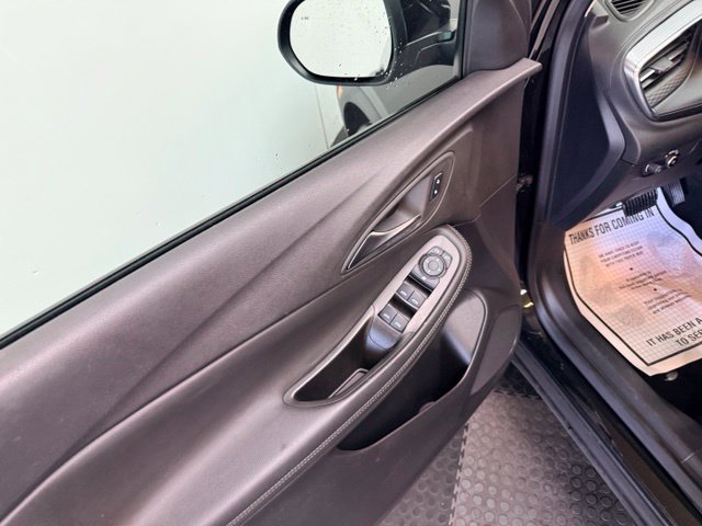 Used 2024 Buick Encore GX Preferred w/ Comfort Package FWD image 19