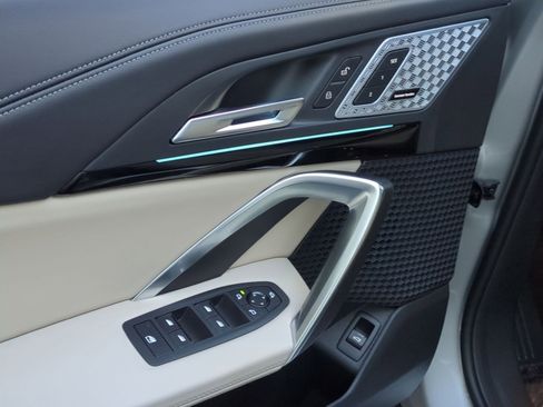 Certified 2025 BMW X1 xDrive28i w/ Technology Package image 15