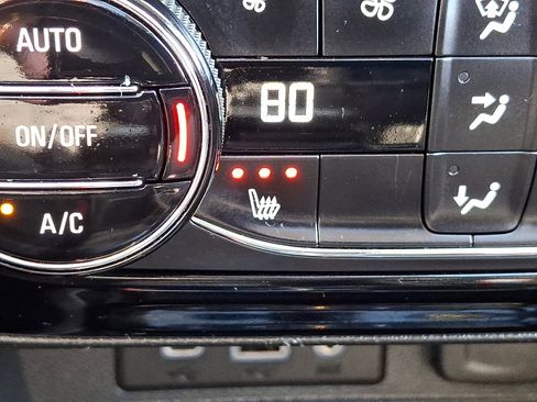 Used 2020 Buick Encore GX Select w/ Experience Buick Package image 25