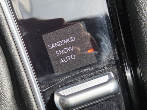 Used 2023 Jeep Compass Limited AWD/4WD image 7
