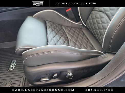 New 2026 Cadillac CT5 V Blackwing w/ Carbon Fiber 2 Package RWD image 7