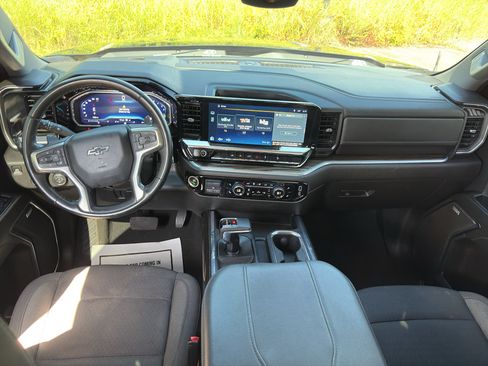 Used 2024 Chevrolet Silverado 1500 RST w/ All Star Edition Plus AWD/4WD image 10