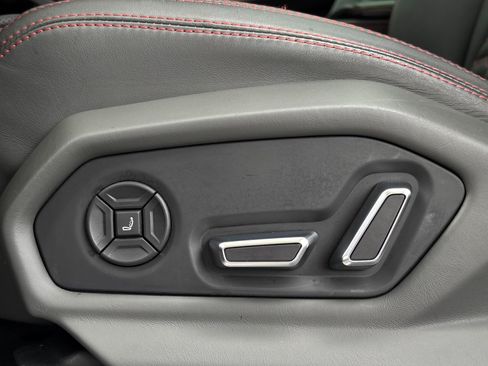 Used 2020 Lamborghini Urus AWD/4WD image 73