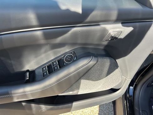 New 2025 Ford Mustang Mach-E Premium image 13