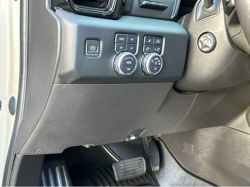 Used 2023 GMC Sierra 1500 AT4X image 34