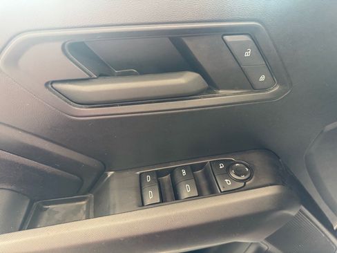 Used 2023 Chevrolet Colorado Trail Boss w/ Advanced Trailering Package image 16