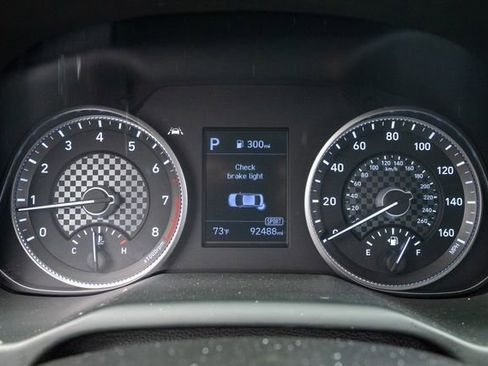 Used 2020 Hyundai Elantra SE w/ Cargo Package (C1) FWD image 13