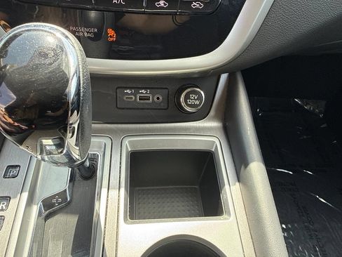 Used 2020 Nissan Murano SV AWD/4WD image 22