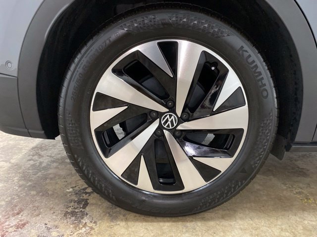 Used 2025 Volkswagen ID.4 Pro RWD image 30