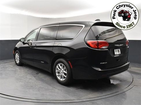 New 2026 Chrysler Voyager LX image 4