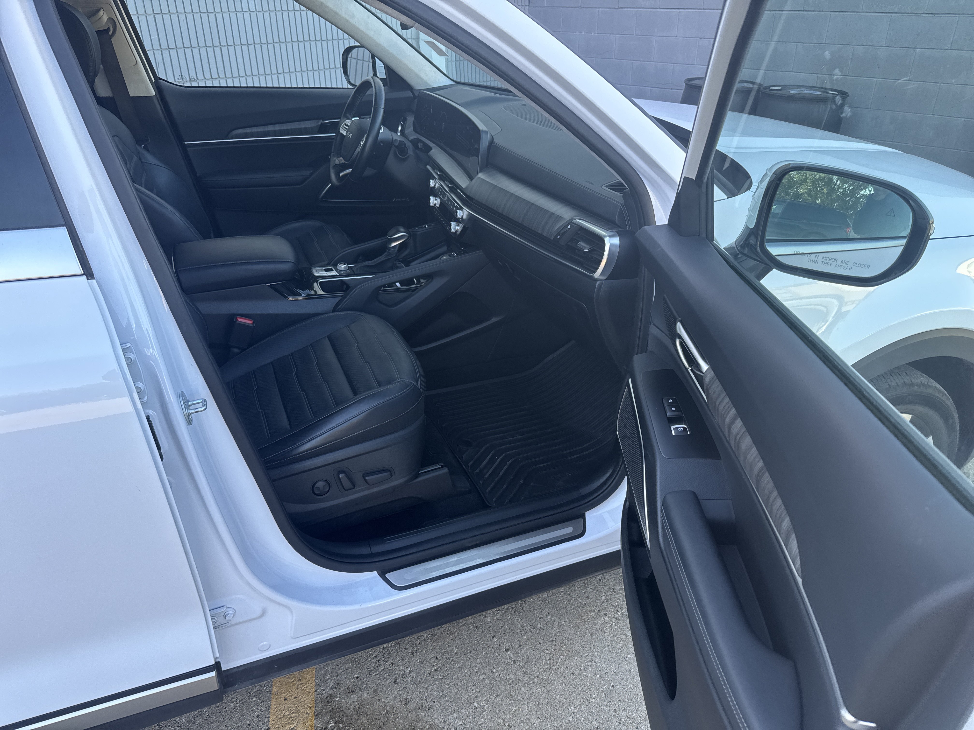 Used 2023 Kia Telluride SX Prestige AWD/4WD image 6