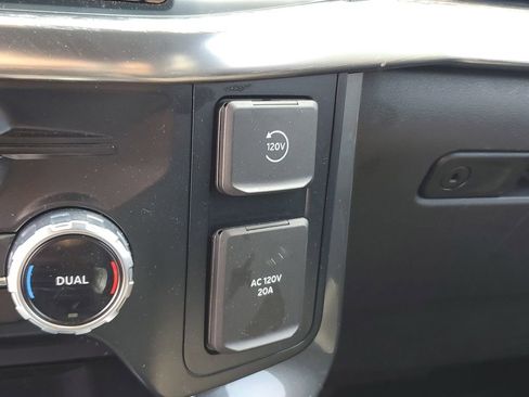 Used 2023 Ford F150 Lariat w/ Equipment Group 502A High image 30