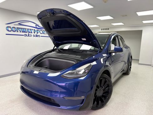 Used 2022 Tesla Model Y Performance AWD/4WD image 32
