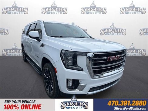 Used 2023 GMC Yukon XL SLT image 1