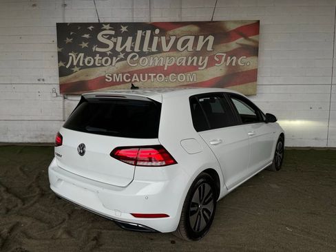 Used 2017 Volkswagen e-Golf SEL Premium image 5